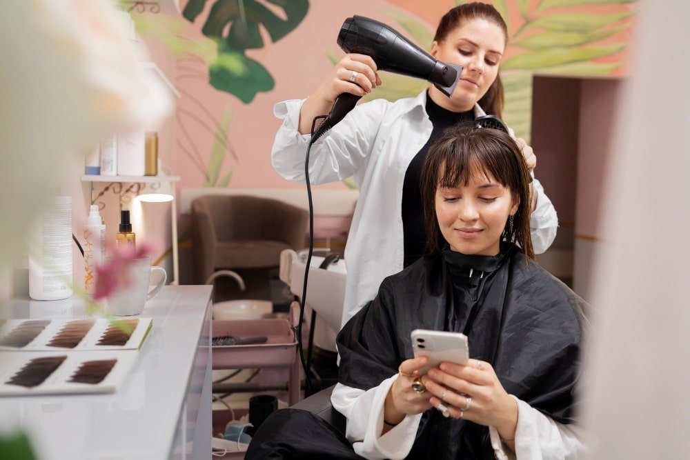 Best Beauty Salon: Beauty Parlour Services in Jalandhar